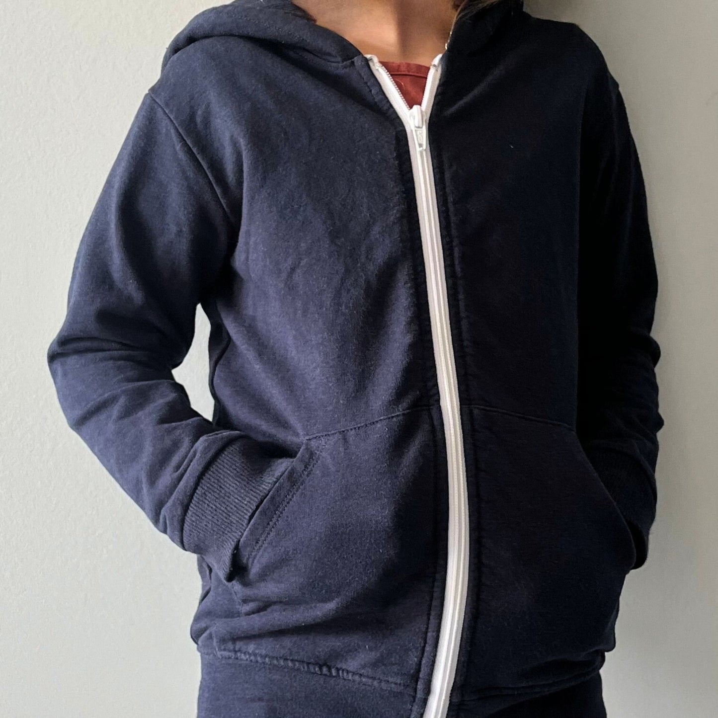 the zip up hoodie (preloved)